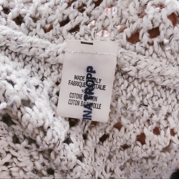 🌈RARE Brandy Melville Winter Moselle Cardigan - Picture 8 of 8